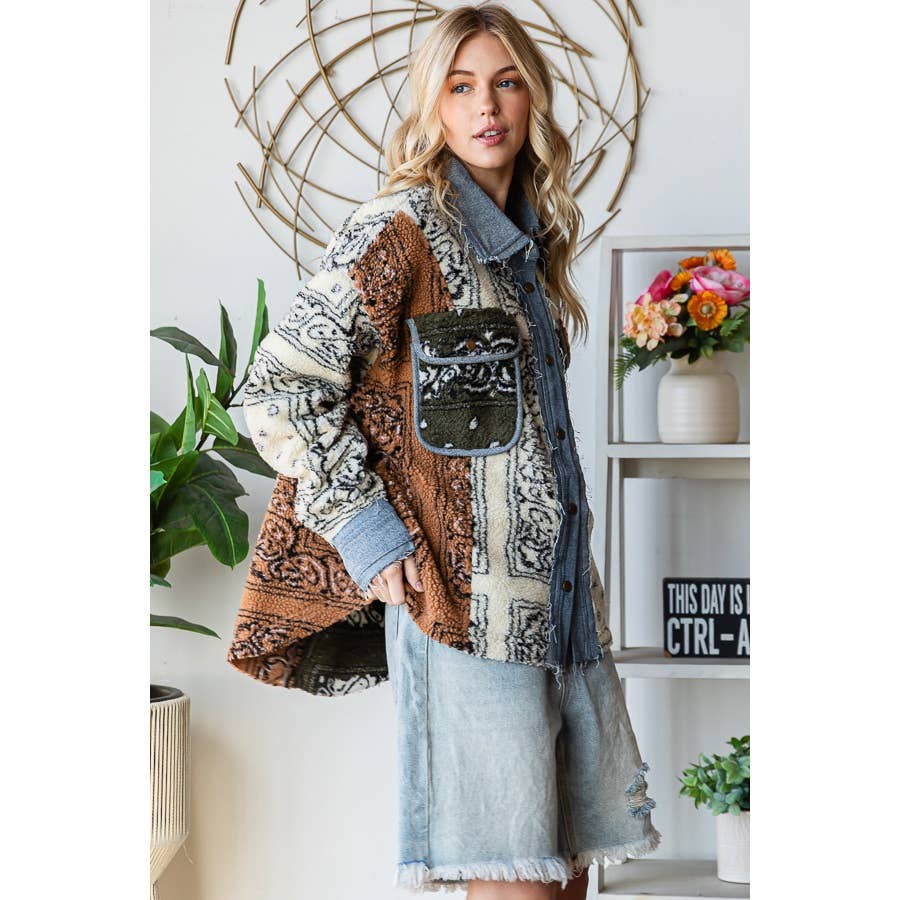 MIXED BANDANA PRINT LONG SLEEVE HOODED CROP JACKET