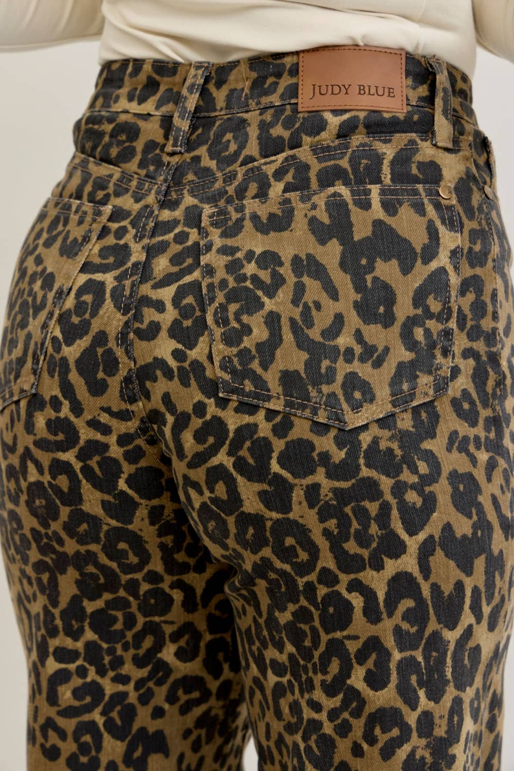 HW Retro Wide Leopard Print