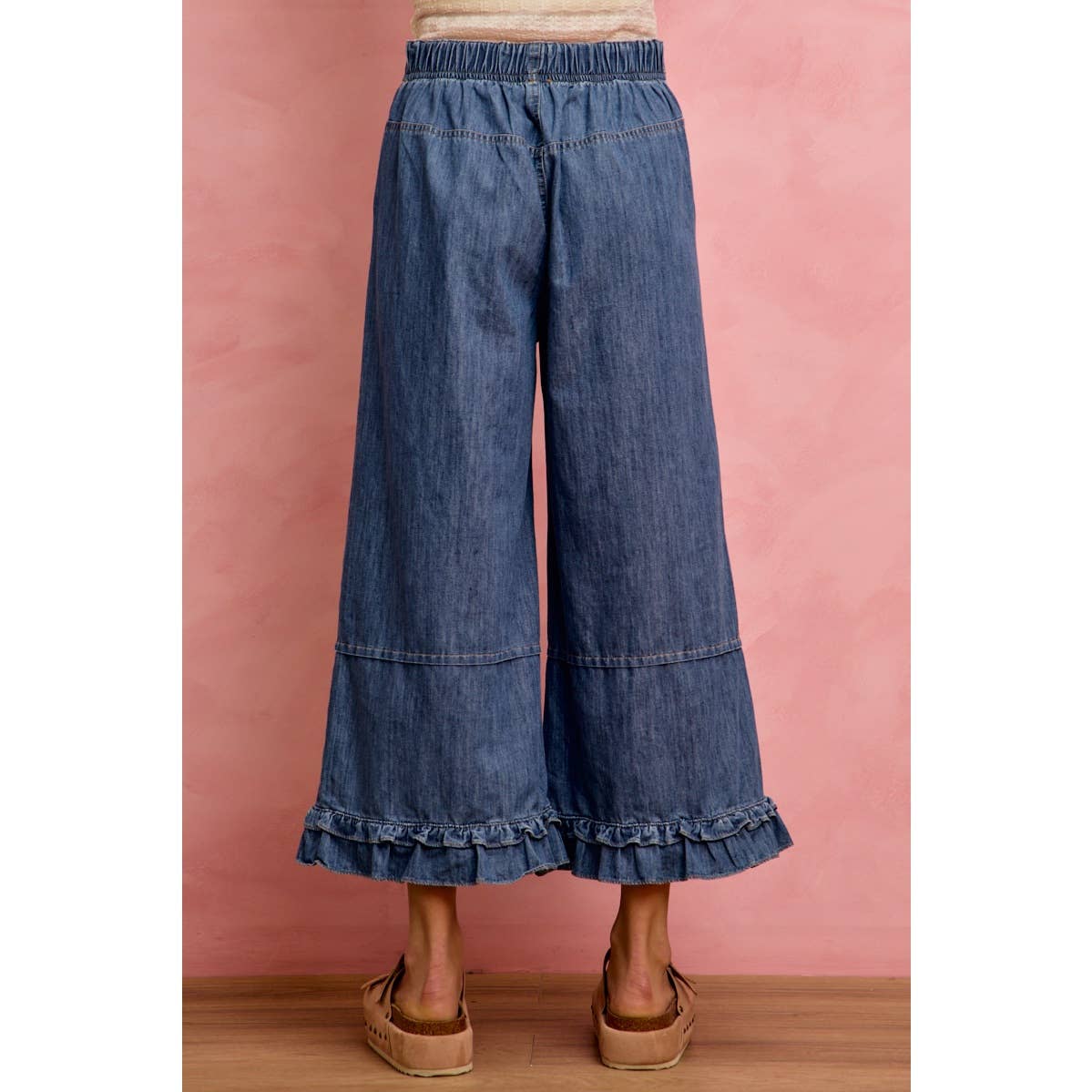 MID RISE WIDE LEG DENIM JEANS WITH RUFFLED HEM: DENIM