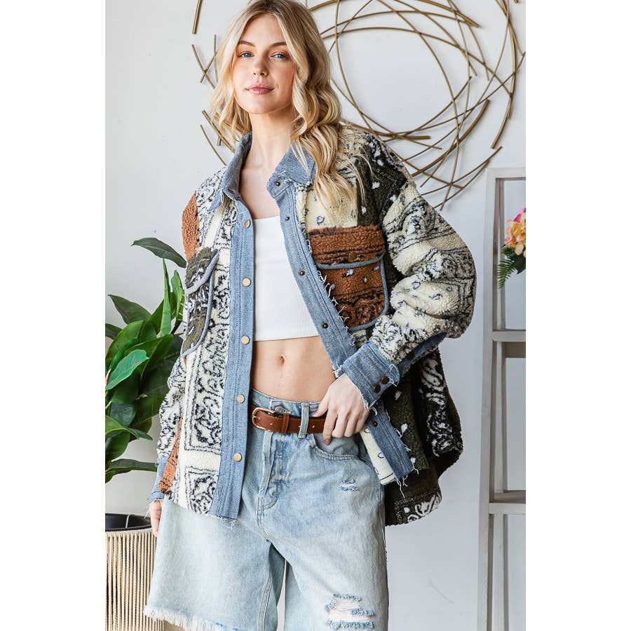 MIXED BANDANA PRINT LONG SLEEVE HOODED CROP JACKET