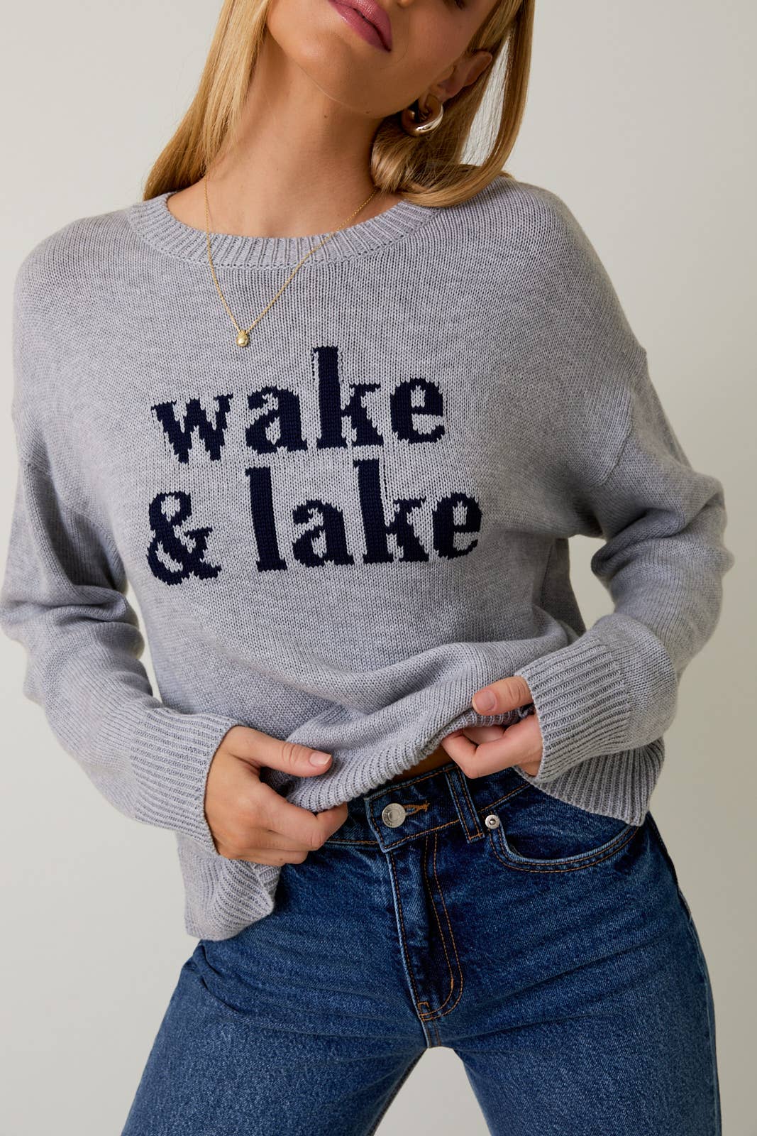 ROUND NECK 'WAKE & LAKE' LT WEIGHT SWEATER
