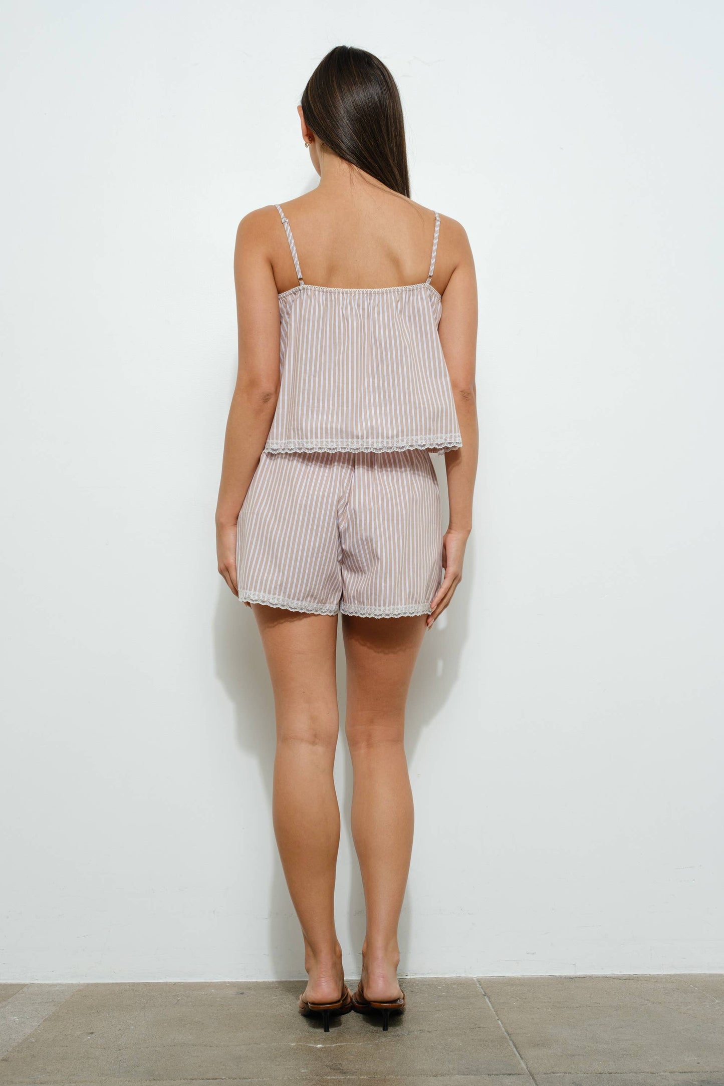 FLOUNCE SHORTS