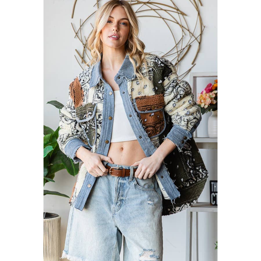 MIXED BANDANA PRINT LONG SLEEVE HOODED CROP JACKET