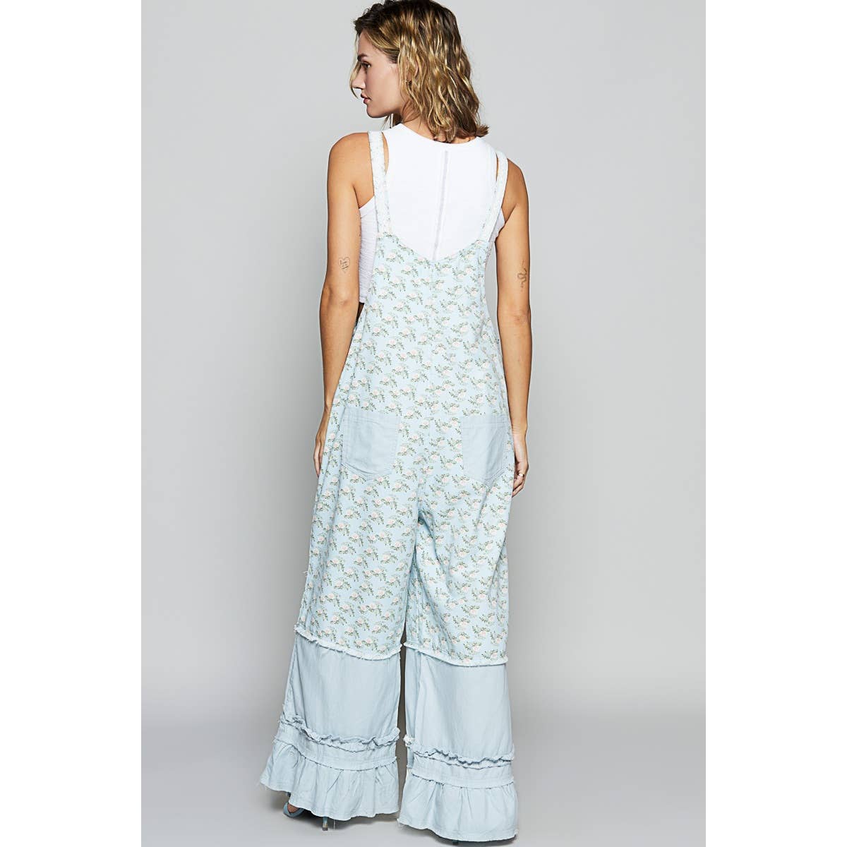 Floral pattern ruffle pockets overall pants