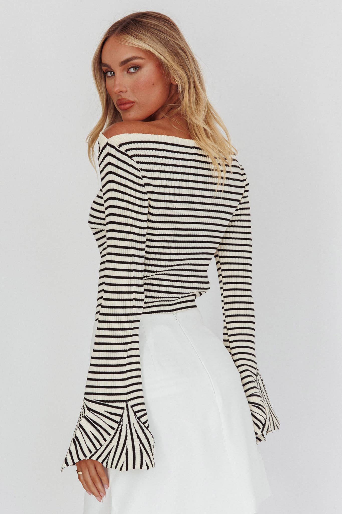LONG SLEEVE STRIPED SWEATER / WA0002H01