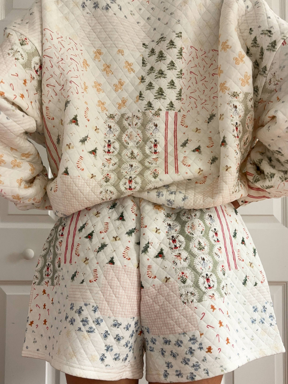 CHRISTMAS COZY TIK TOK VIRAL Holiday Quilted Shorts