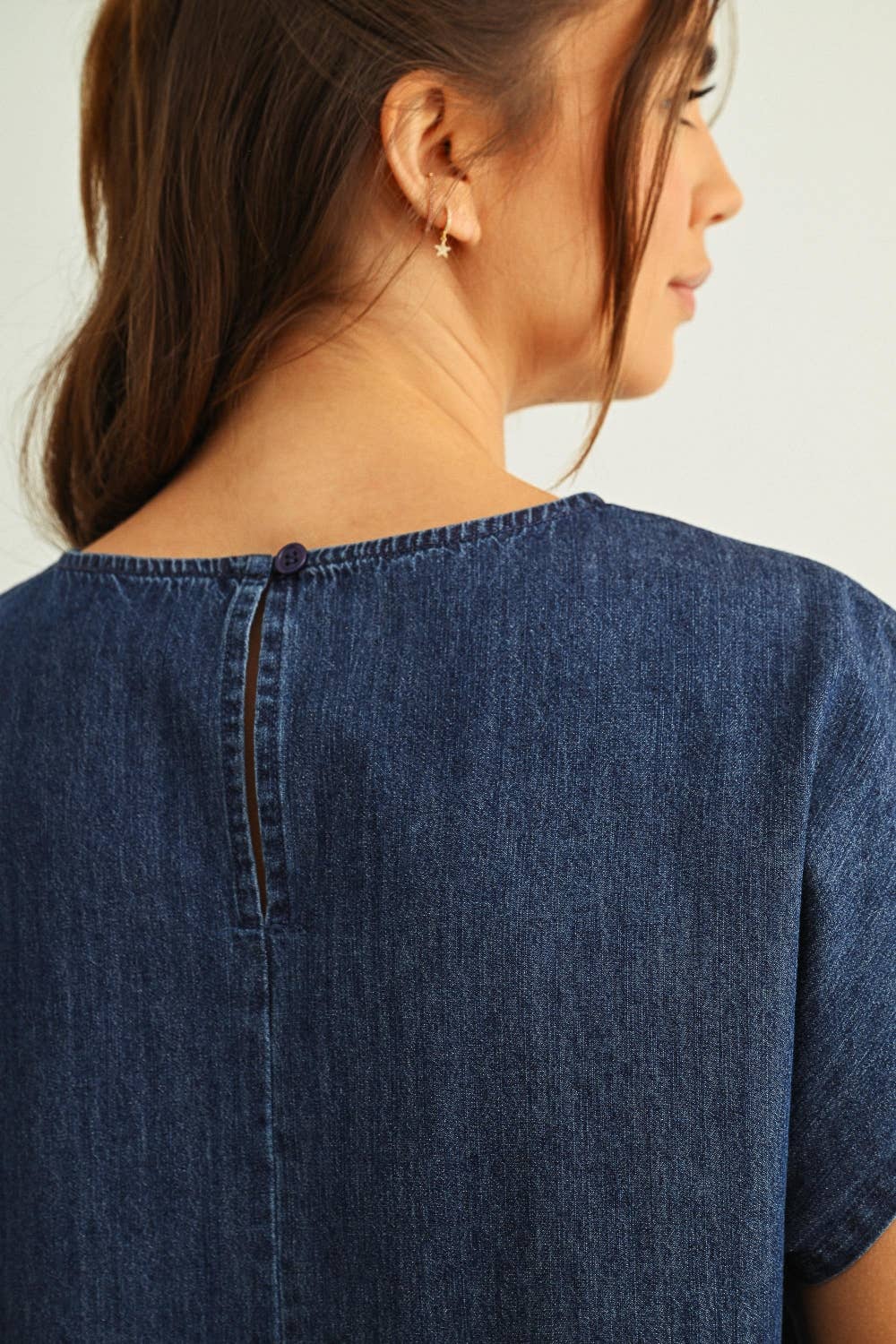T6928 MIXED FABRIC FLAG PATCHED DOLMAN SLEEVE TOP