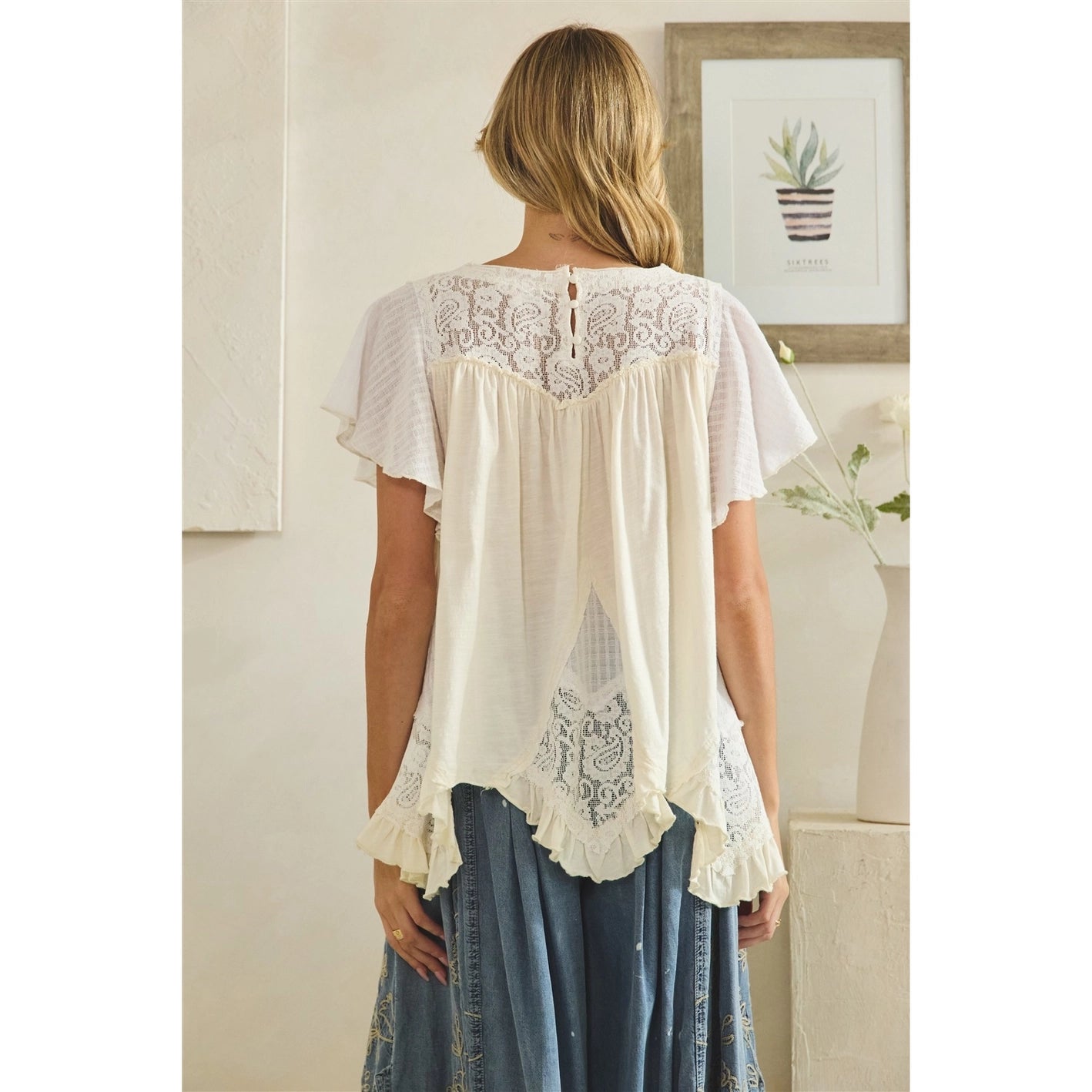 Oli and Hali Washed lace ruffle hem tunic - Vintaged white
