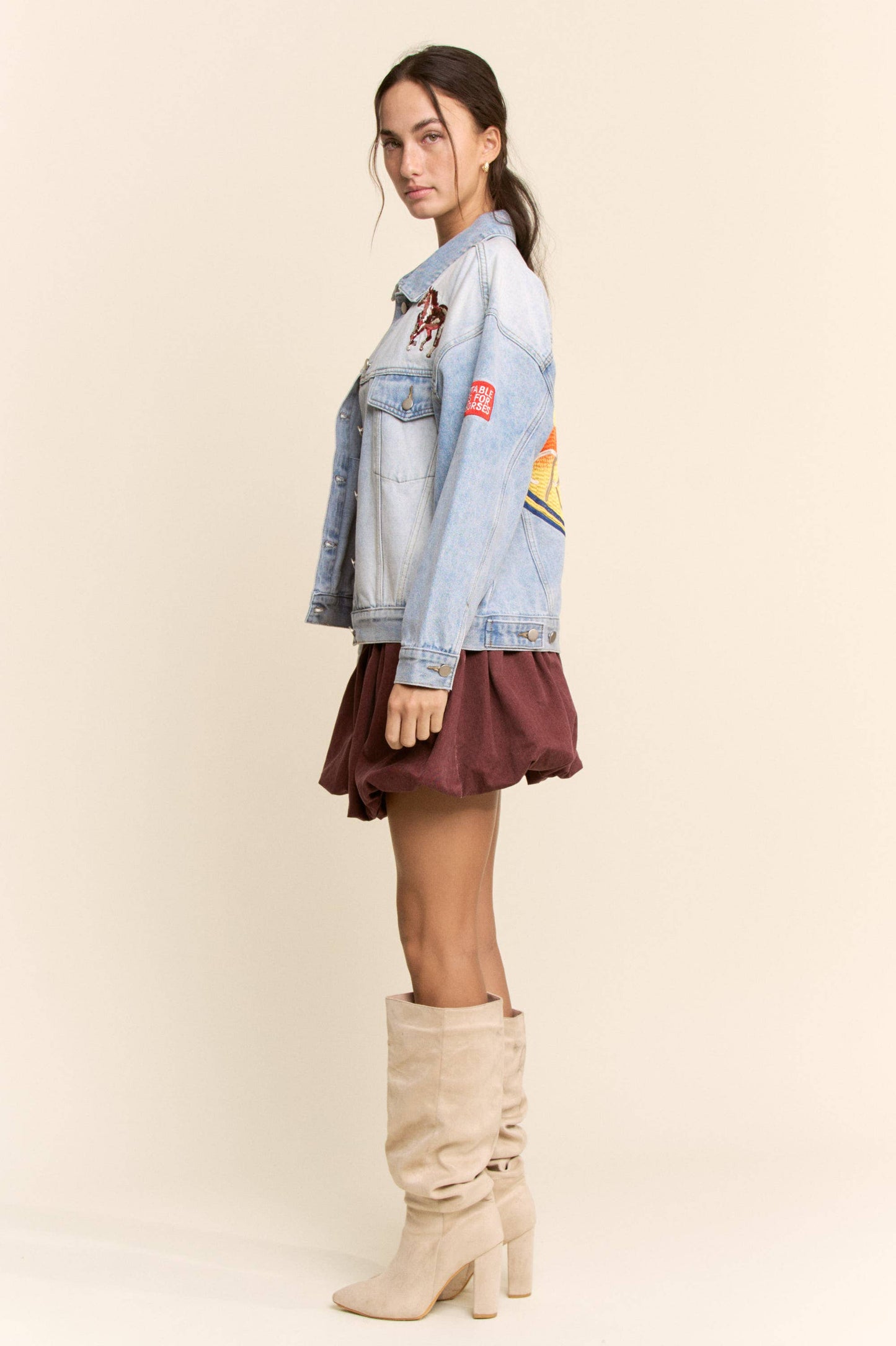 EMBROIDERED WESTERN DENIM TRUCKER JACKET: Light Denim smalls are July SHIP!