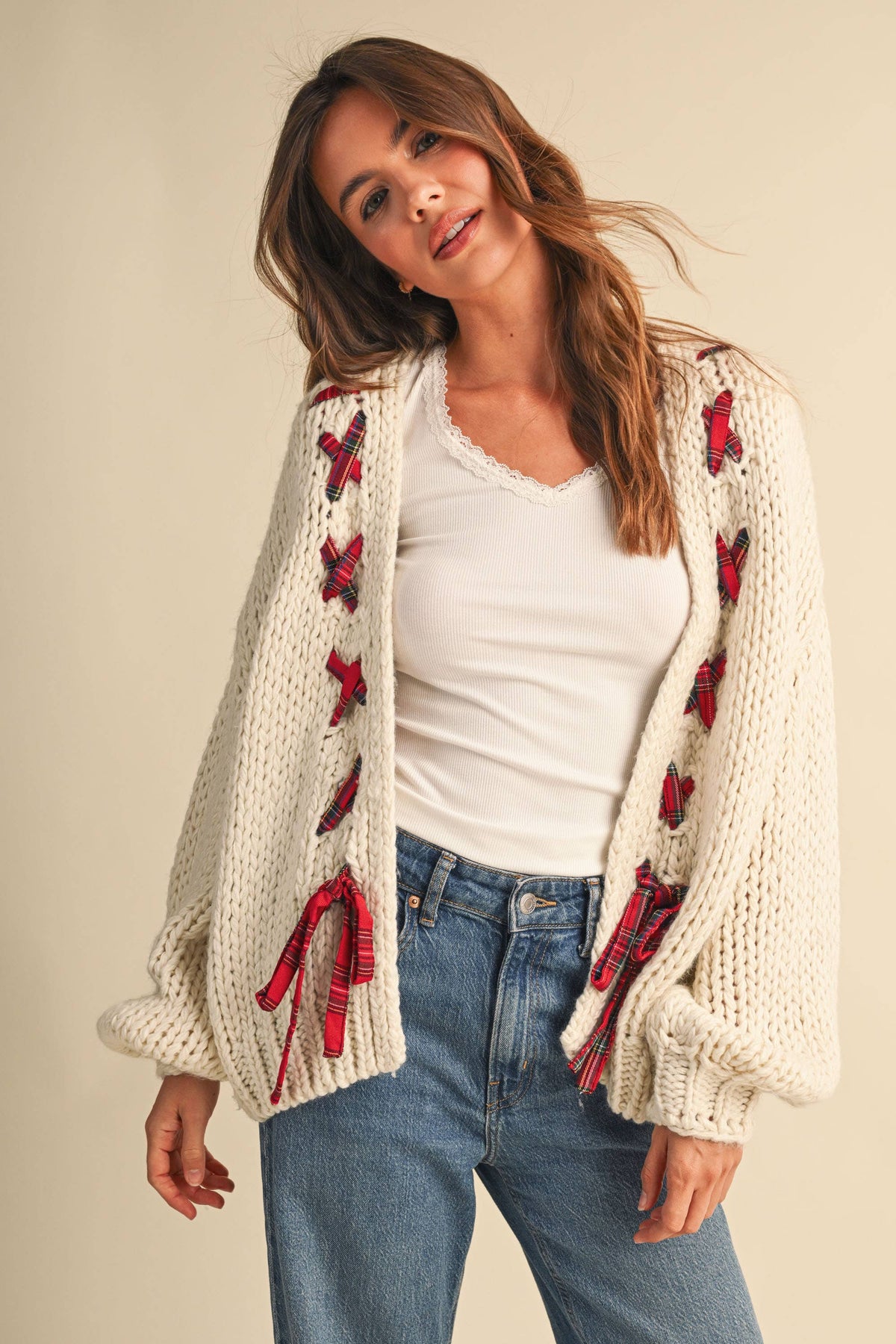 IJ1862-A  TARTAN PATTERN BRAIDED CHUNKY KNIT CARDIGAN