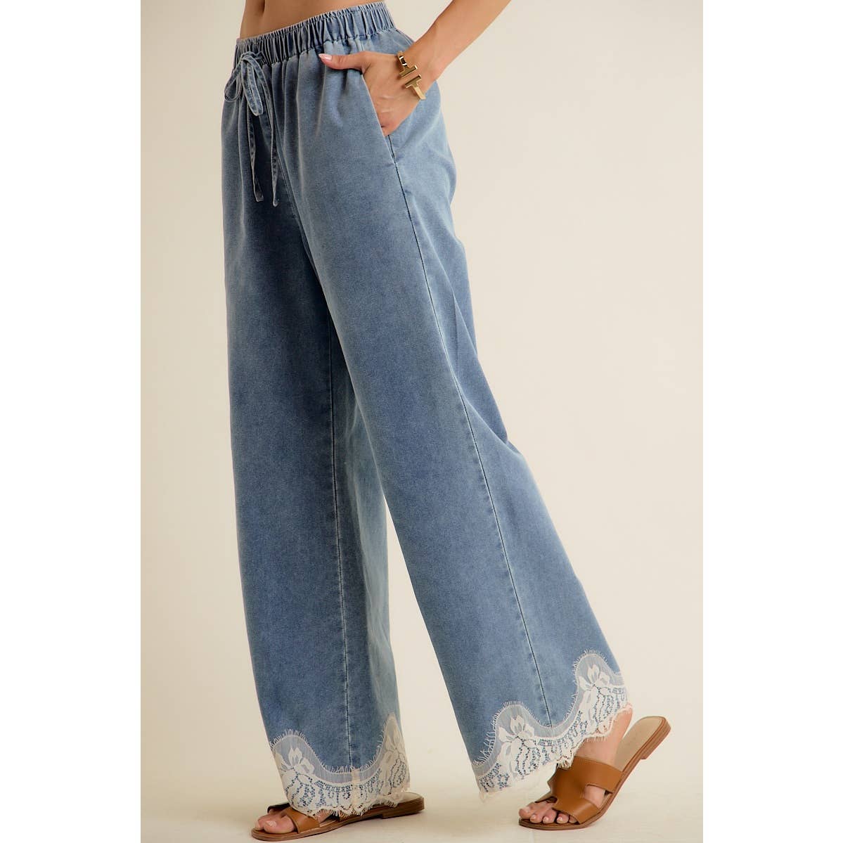 JUNE SHIP  LACE TRIM WIDE LEG ELASTIC MID RISE DENIM PANTS: DENIM