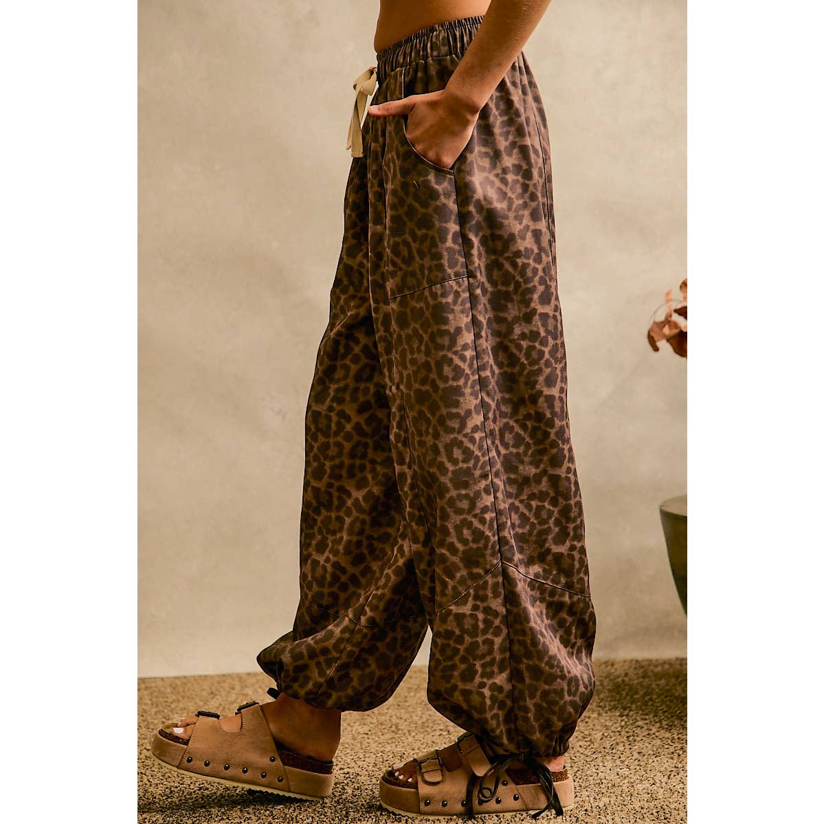 JULY SHIP   LEOPARD PRINT BALLOON STYLE PULL UP PANTS: LEOPARD