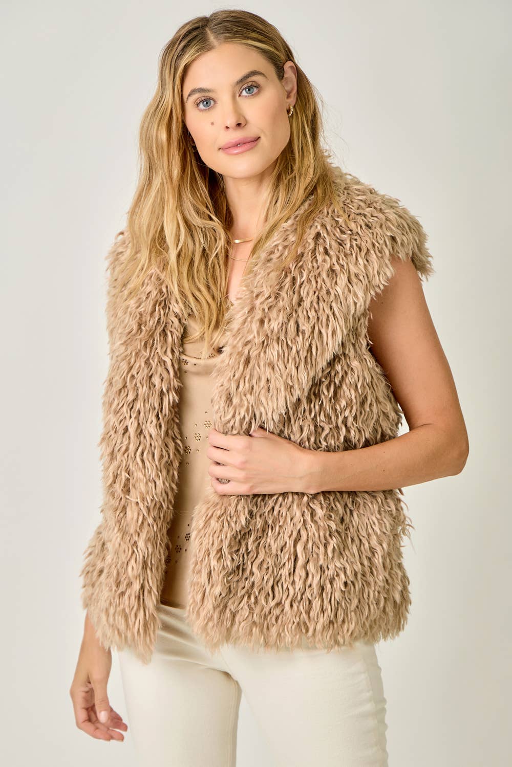 MOCHA LATTE  Shaggy Faux Fur Vest