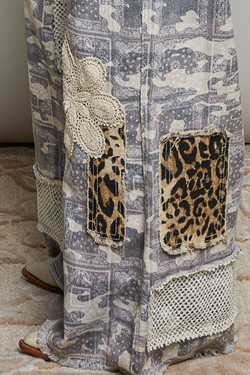 POL Crochet Contrast Patch Detail Chest Pocket Woven Overalls: ALMOND CAMO