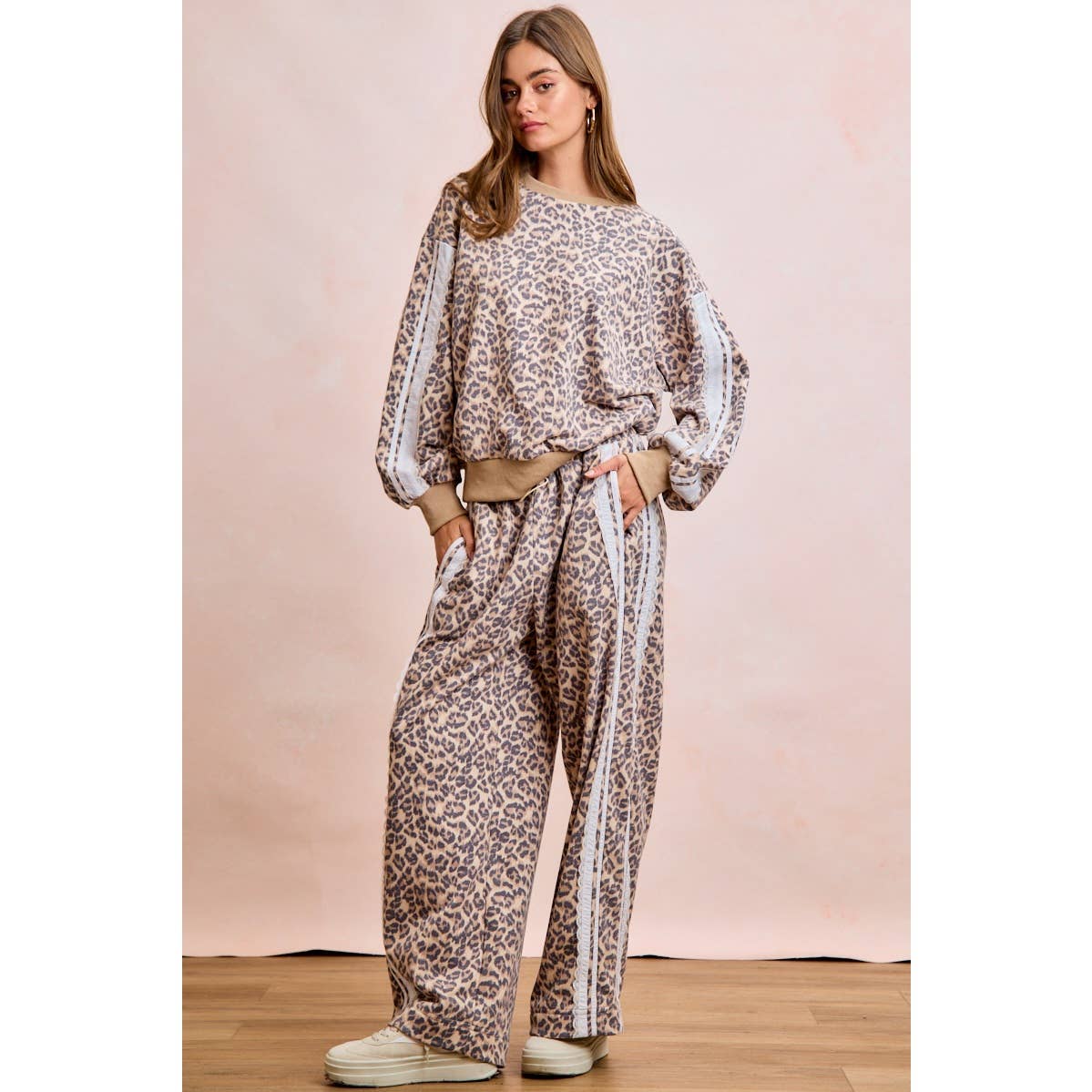 LEOPARD FRENCH TERRY LACE CONTRAST SWEATSHIRT TOP: LEOPARD