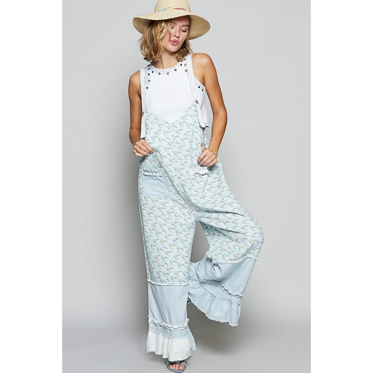 Floral pattern ruffle pockets overall pants