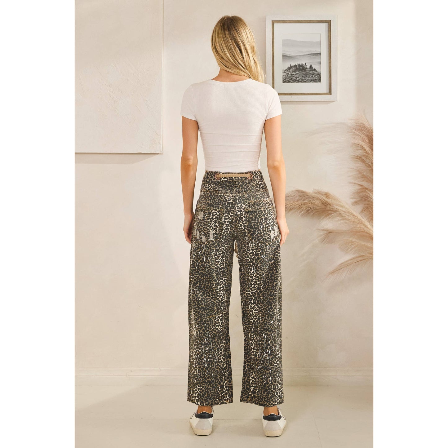WASHED DISTRESSED CAMOUFLAGE PANTS