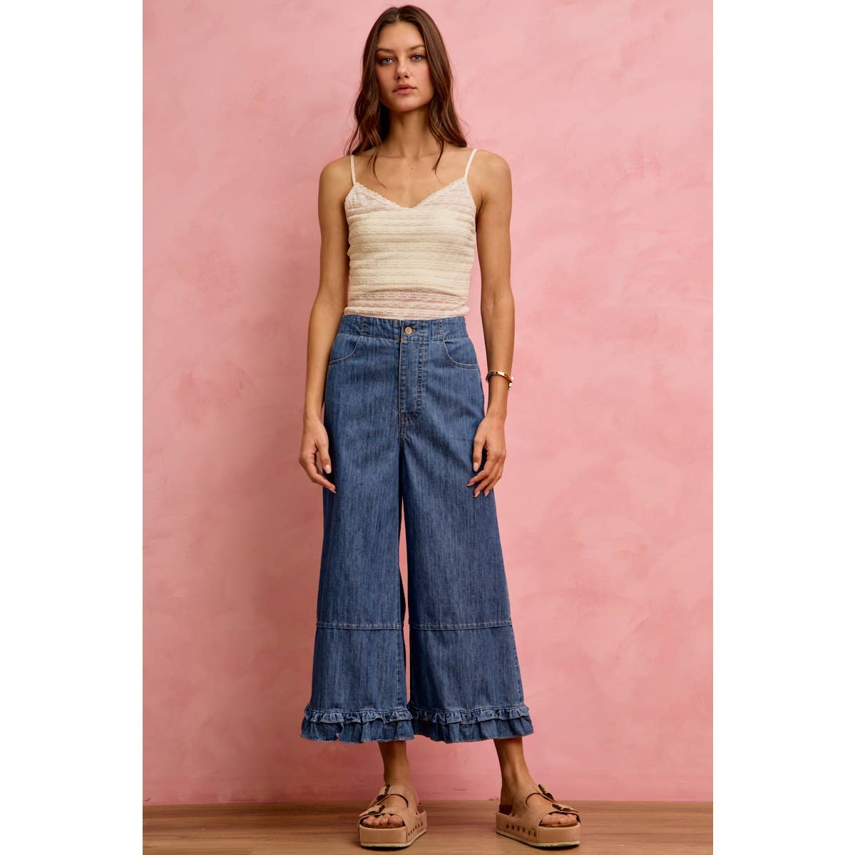 MID RISE WIDE LEG DENIM JEANS WITH RUFFLED HEM: DENIM