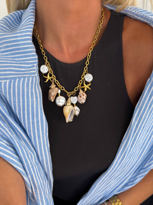 SHELL CHARM NECKLACE