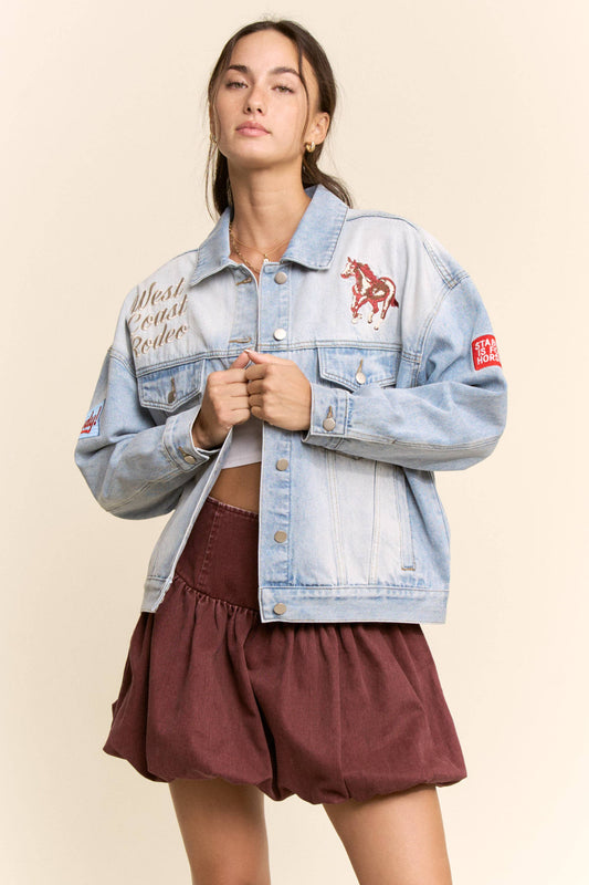EMBROIDERED WESTERN DENIM TRUCKER JACKET: Light Denim smalls are July SHIP!
