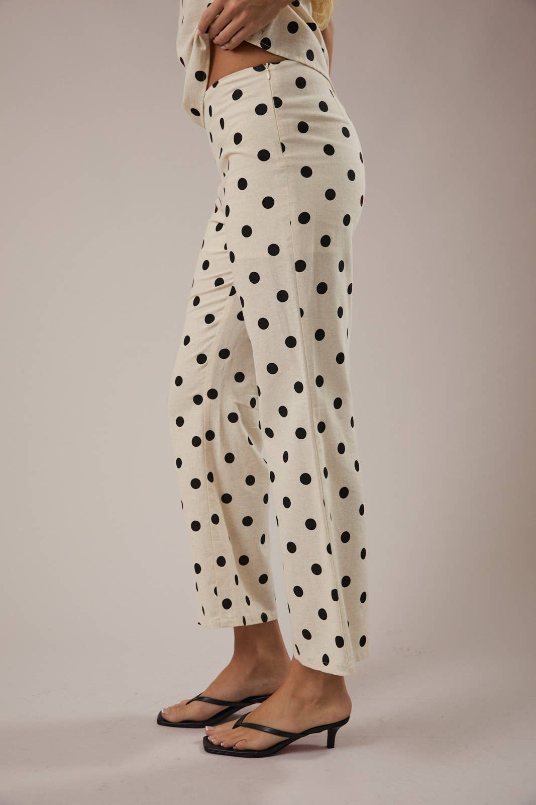 LOW WAIST CROP PANTS