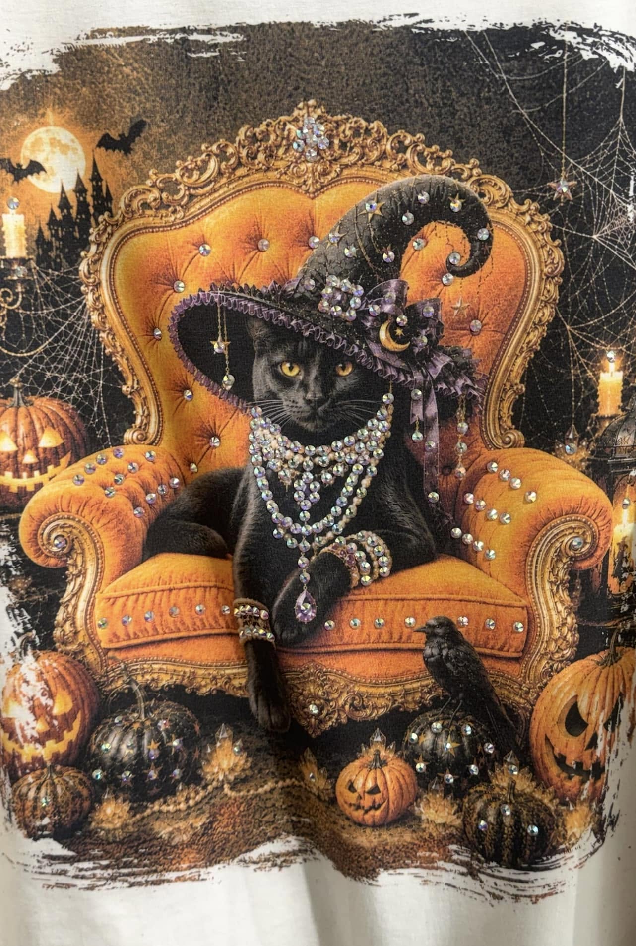 Black cat BLINGED short sleeve on Natural
