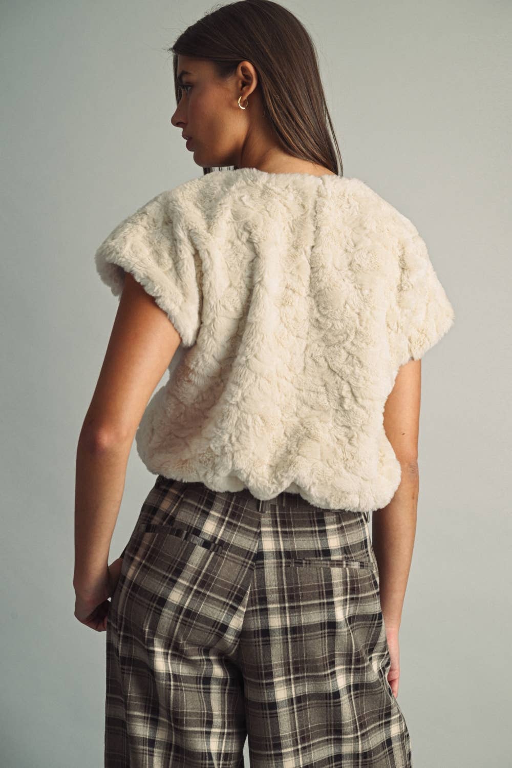 PLUSH TEXTURED FAUX-FUR SHORT SLEEVE TOP