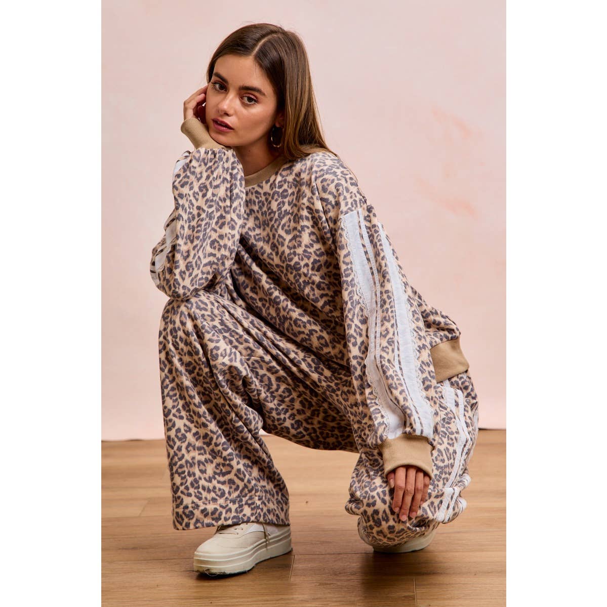 LEOPARD FRENCH TERRY LACE CONTRAST SWEATPANTS: LEOPARD
