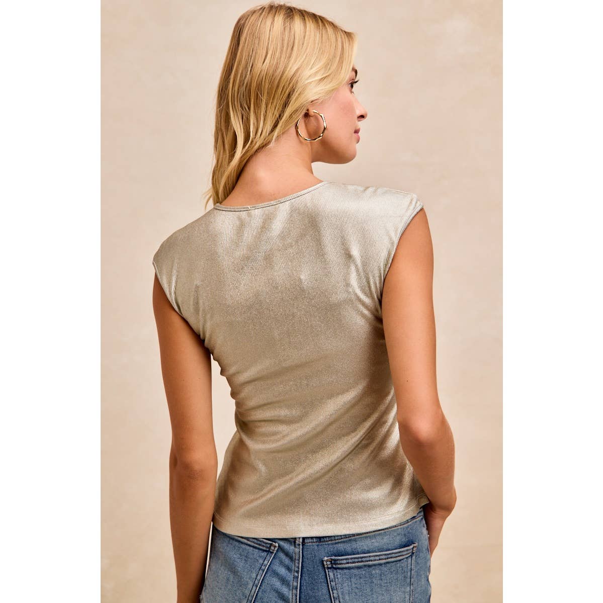 HOLLY JOLLY SEQUIN PATCH METALLIC SLEEVLESS TOP