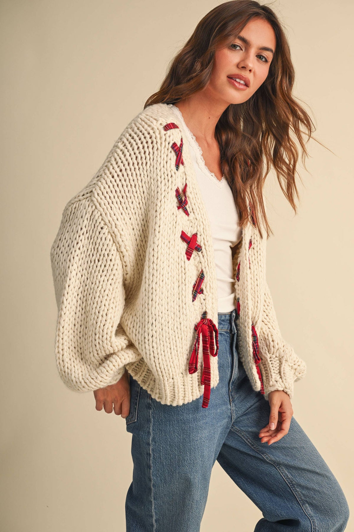 IJ1862-A  TARTAN PATTERN BRAIDED CHUNKY KNIT CARDIGAN