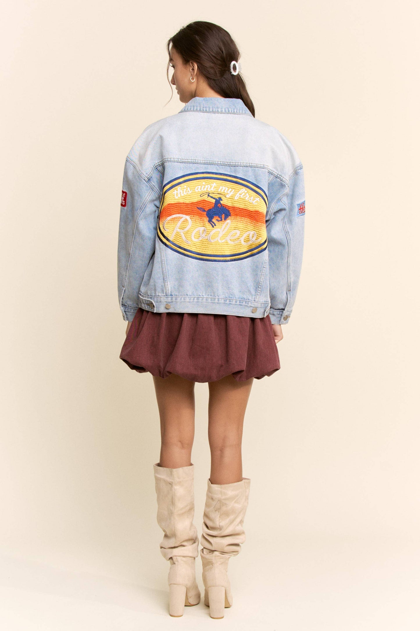 EMBROIDERED WESTERN DENIM TRUCKER JACKET: Light Denim smalls are July SHIP!