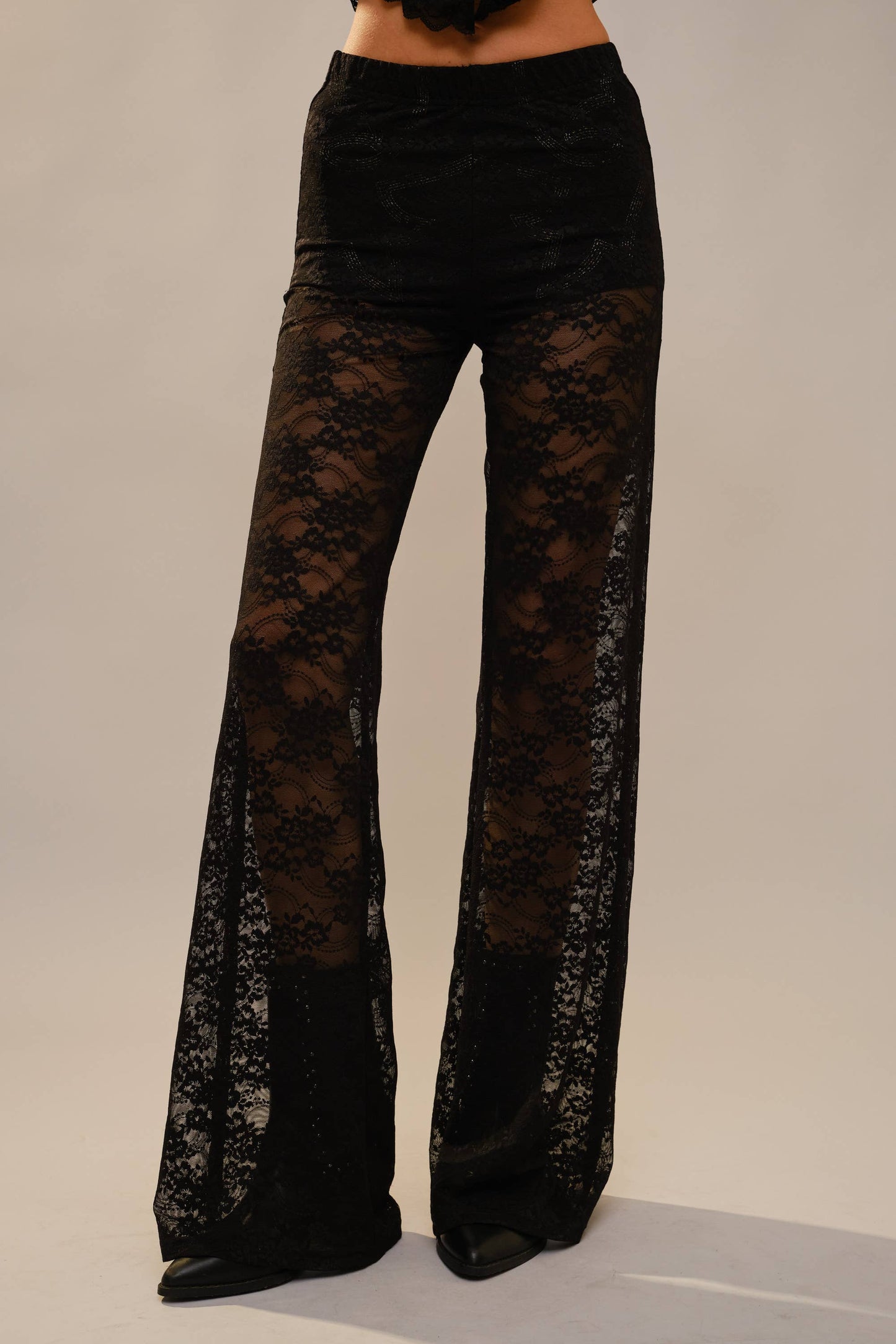 23781P Floral Lace Western Stitch Inner Short Flare Pants: BLACK