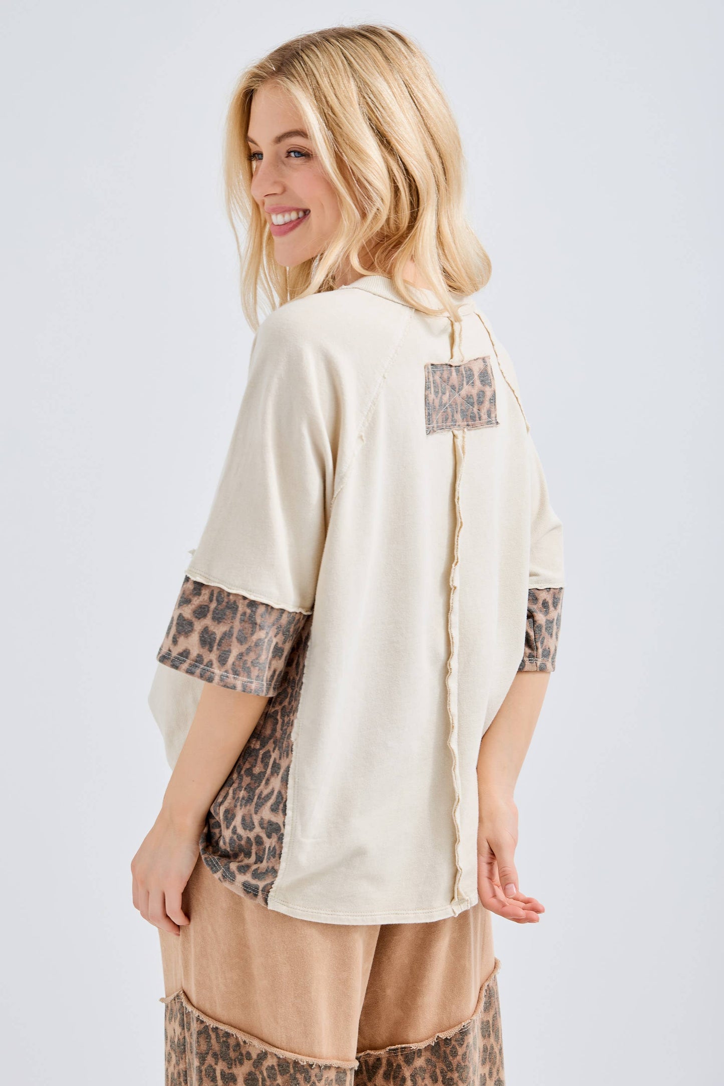 Mineral Washed Leopard Star Halfsleeve top - NATURAL or COTTON CANDY