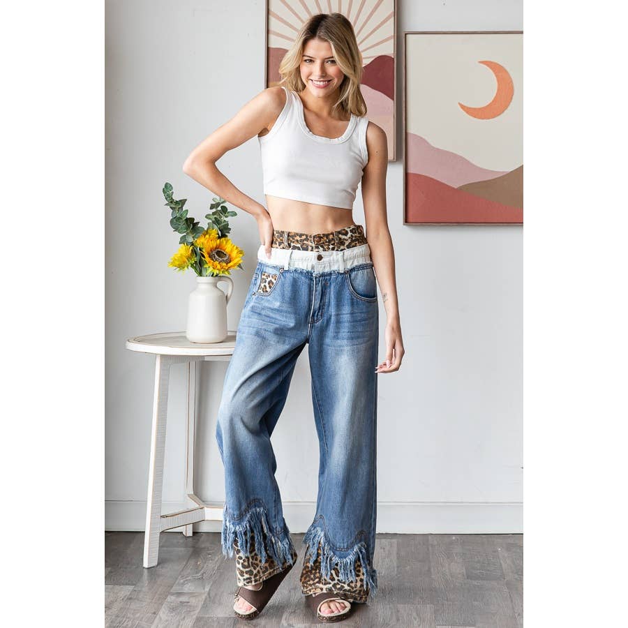 WASHED DOUBLED WAIST WITH FRAYED HEM JEANS