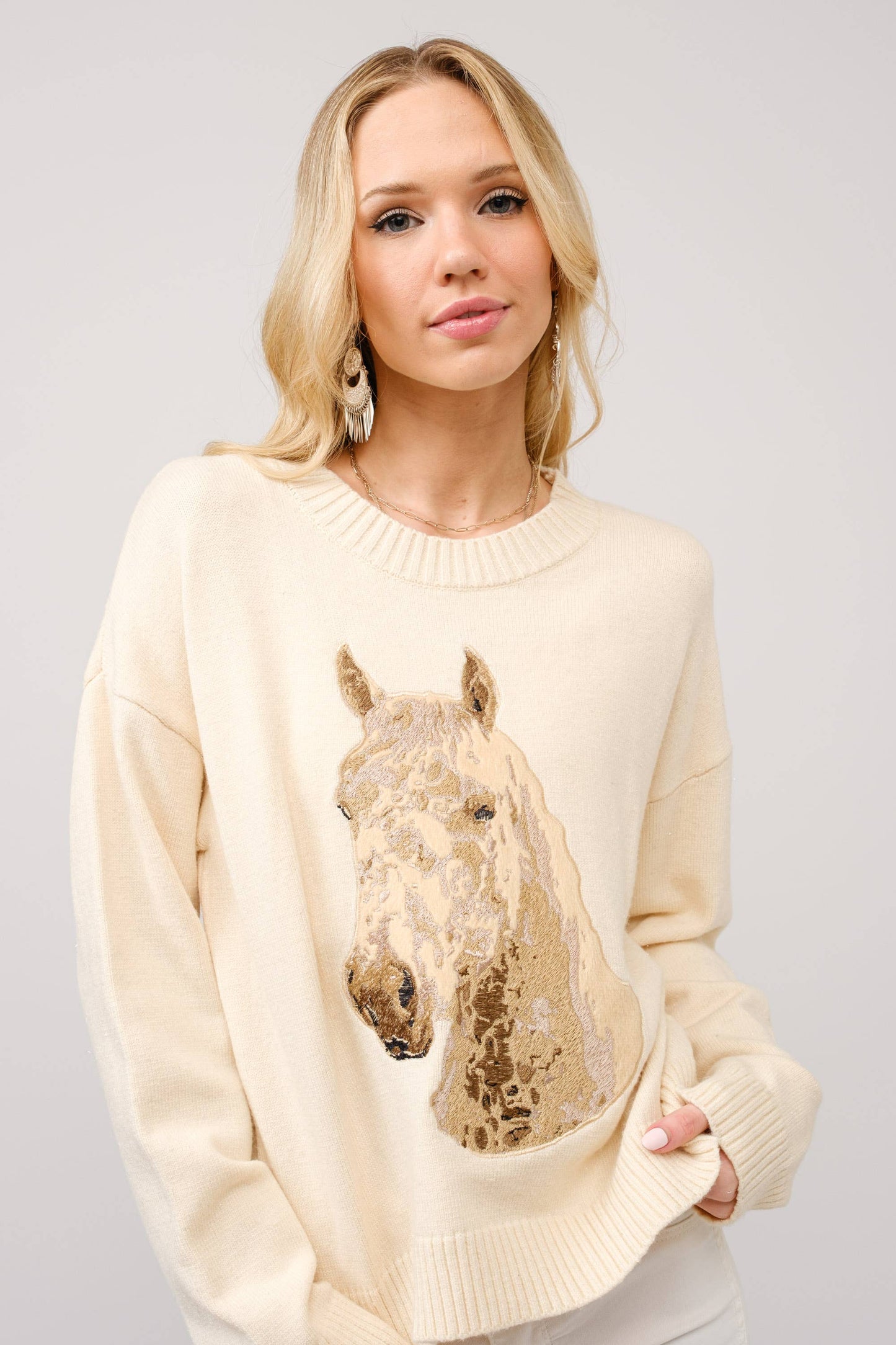 36323W - Embroidered Horse Crew Neck Sweater